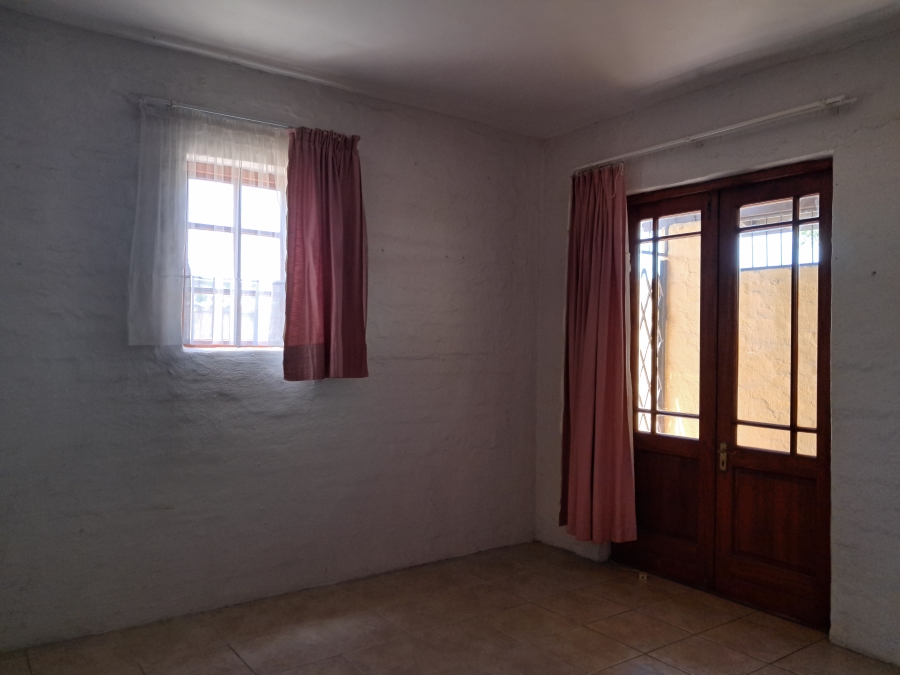 To Let 3 Bedroom Property for Rent in Humansdorp Eastern Cape